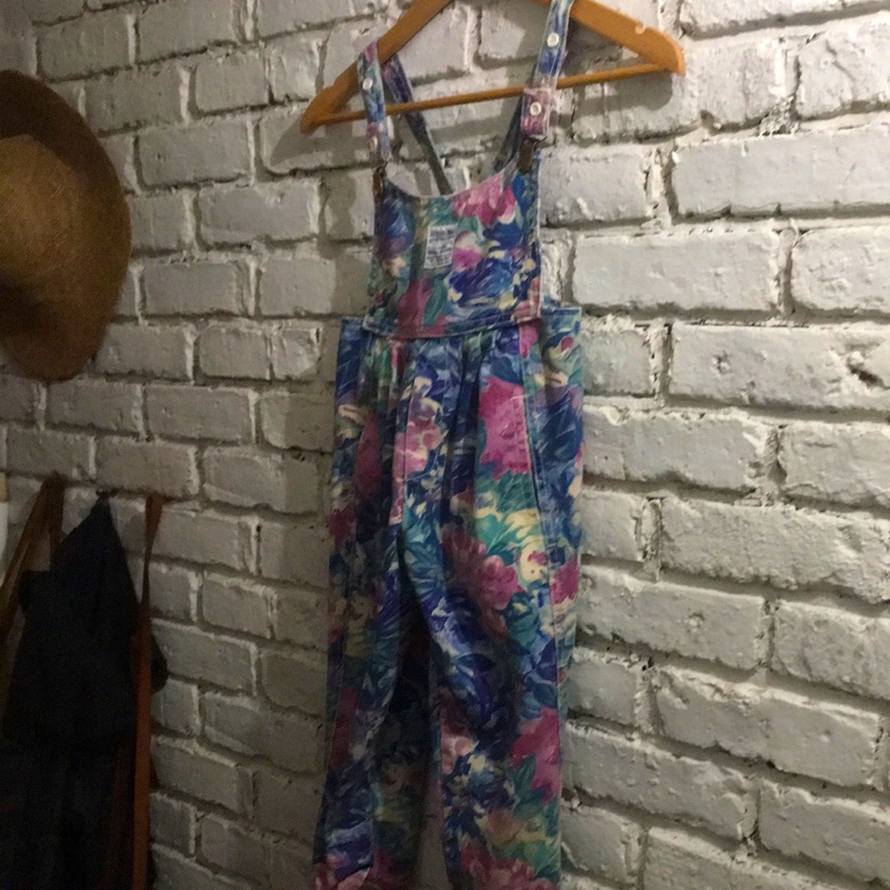 Vintage Guess floral overalls